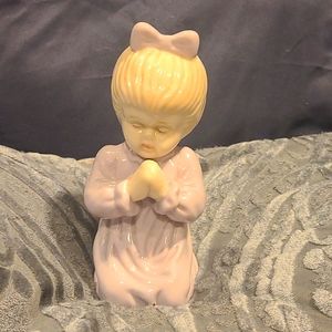 Vintage 1960's praying child figurine.